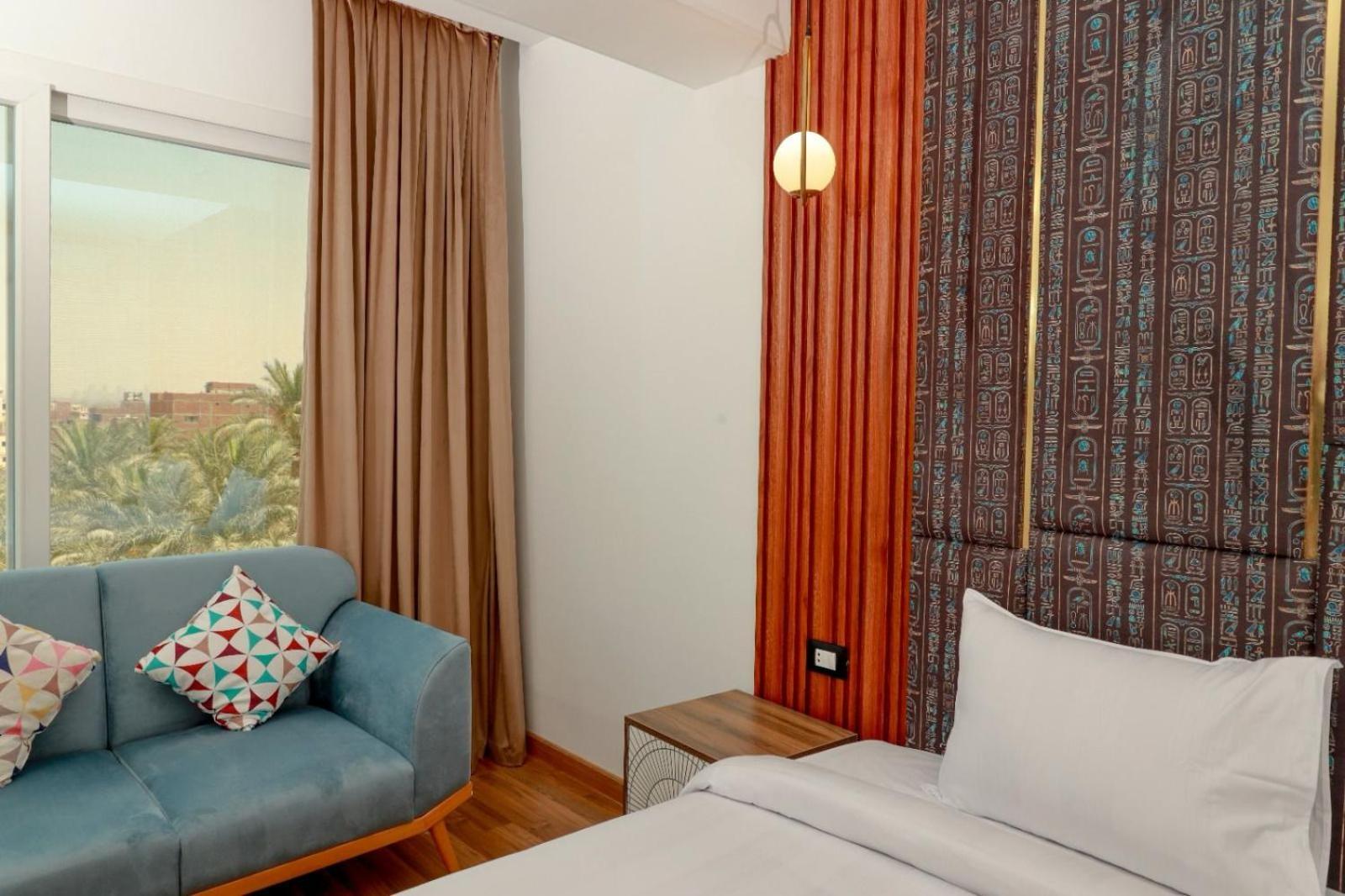 La Veranda Pyramids Boutique